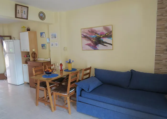 Orange_Blue_Aparment №1